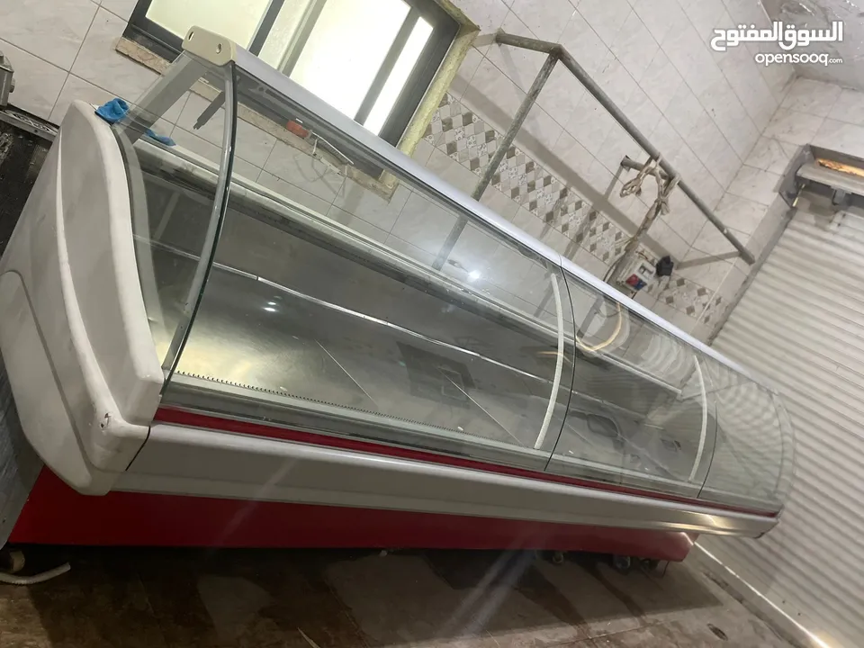 ثلاجات للبيع#للبيع ثلاجة عرض طولها 4متر فريزرات تنتين طقم كل وحدة ثلاث دفات منشار 3فاز