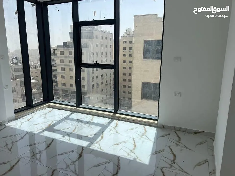 شقه فارغة للايجار في المصيون قرب  برافو