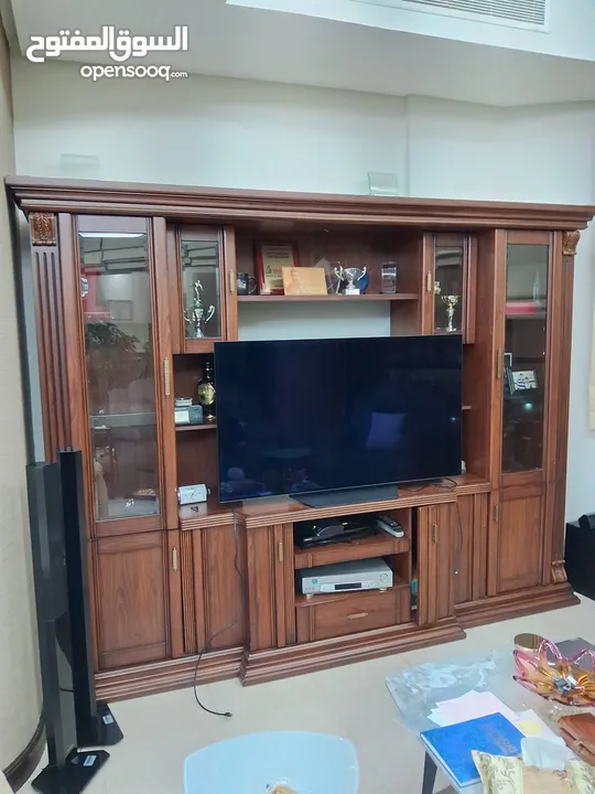 TV Buffett like new from home center
