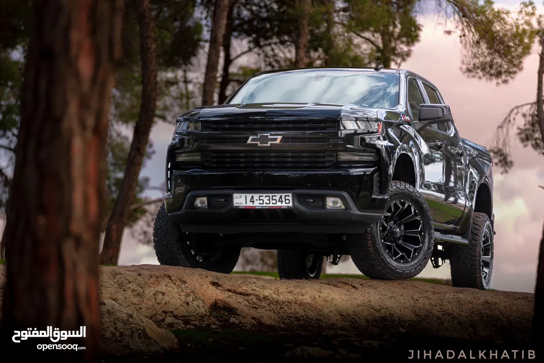 Chevrolet Silverado (( 2020 )) RST Z71 Diesel New Full Options Black Editions