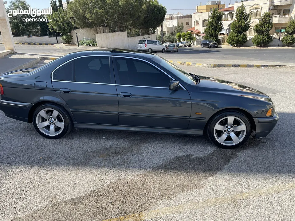 بي ام  e39 دب 520i موديل 1999 اصلي فحص كامل ثاني مالك في الاردن  قابل للفحص في داخل الشركة