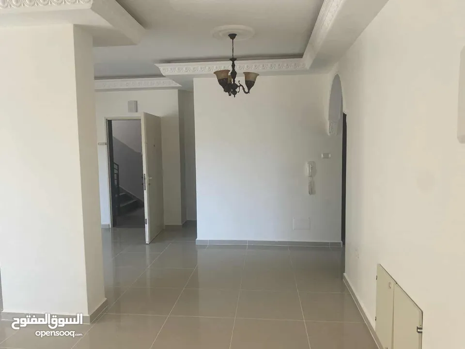 شقة فارغة للايجار