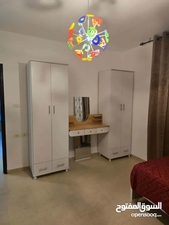 شقة في الطيرة 250 للايجار عند دوار نبيل عمرو و وفيلا نبيل عمرو