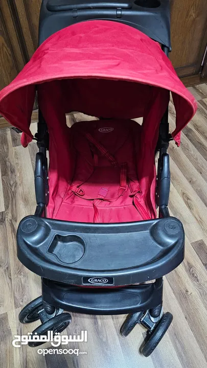 عرباية اطفال مع كوت نوع Graco