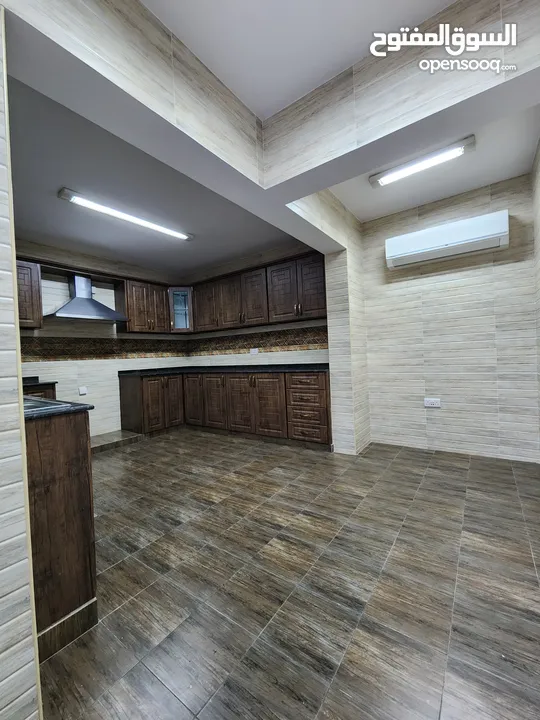 4BHK villa in small complex  located hail south for rent
