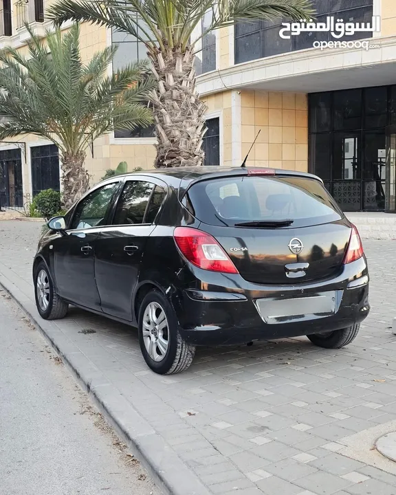 اوبل كورسا 2013