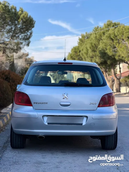 سيارة بيجو 307 موديل 2003 للبيع