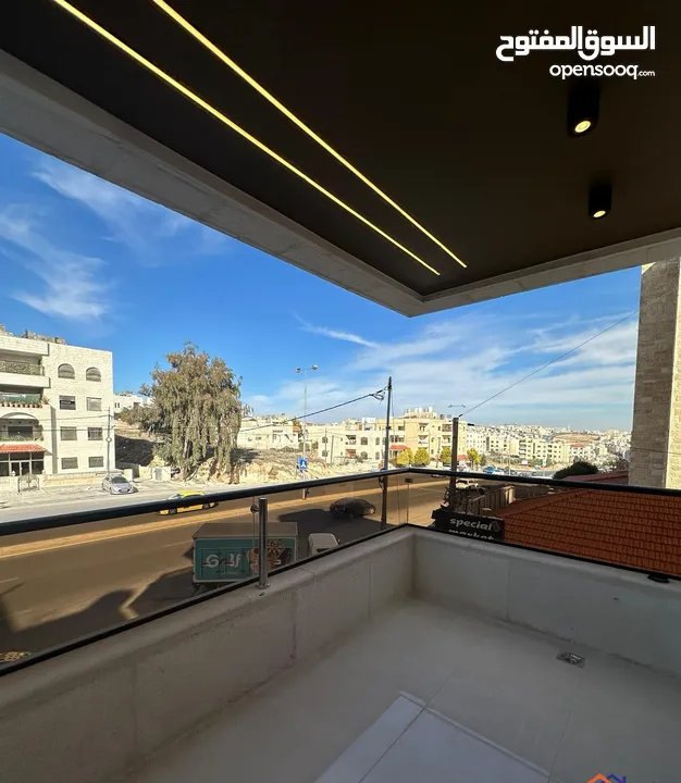 تشطيب فندقي مع تدفئة راكبة قرب امن ضاحية الرشيد