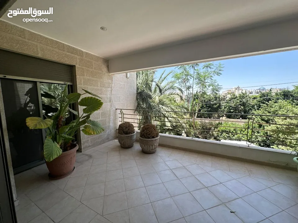 شقة غير مفروشة للإيجار في عبدون ( Property 38858 ) سنوي فقط