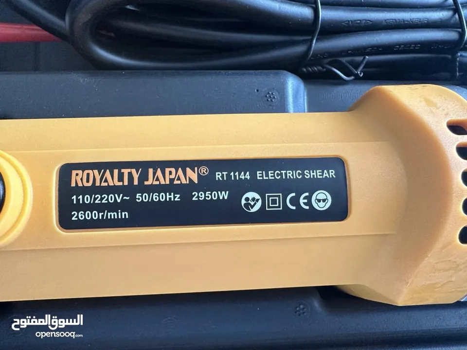 مكينة حلاقة الحيوانات الاغنام والكباش والجمال والخيول من شركة ROYALTY JAPAN قوة 2950 مع ضمان ثلاثة ش