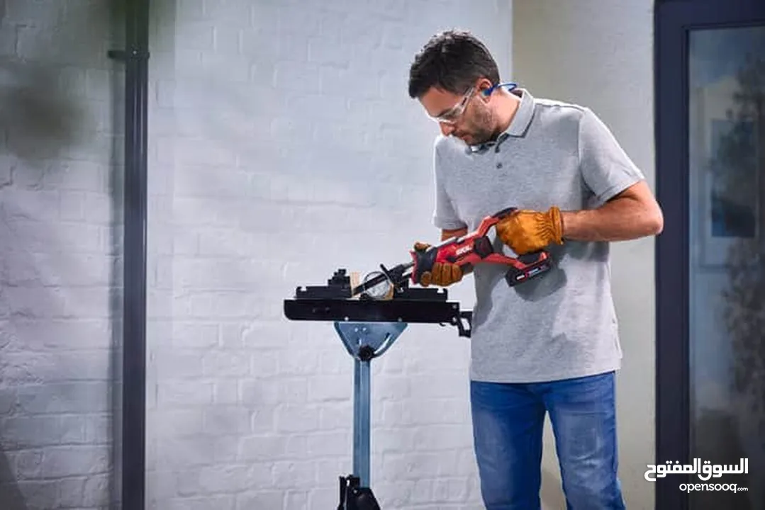 منشار ترددي قابل لإعادة الشحن بقوة 20 فولت لمختلف أعمال القطع skil