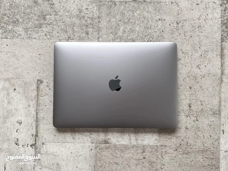 Apple MacBook Air M1  8GB RAM - 256GB SSD  أبل ماك بوك أير إم1