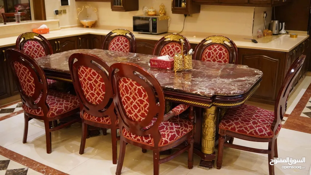 DINNING TABLE AND CROCKERY CABINET FOR SALE