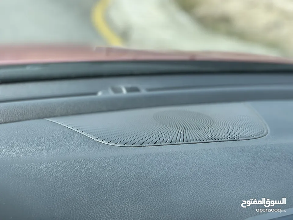 Kia K3  فل كامل 2019 مواصفات خاصة اعلى صنف من فئتها باسم مستورد ترخيص سنة كاملة رقم مميز