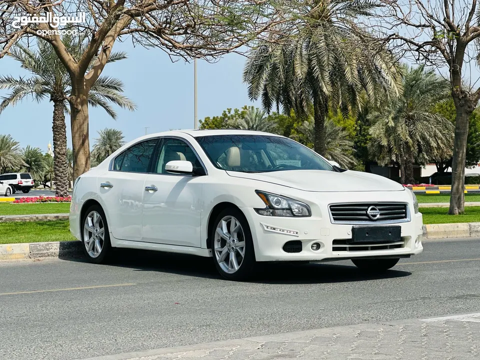 Nissan maxima 2024 gcc FULL OPTION