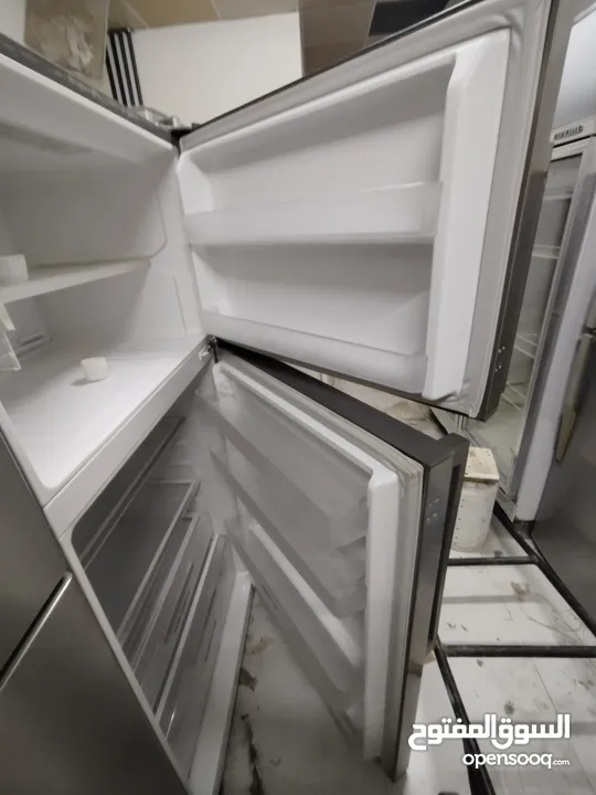 Hitachi refrigerator fridge is very good condition and good working