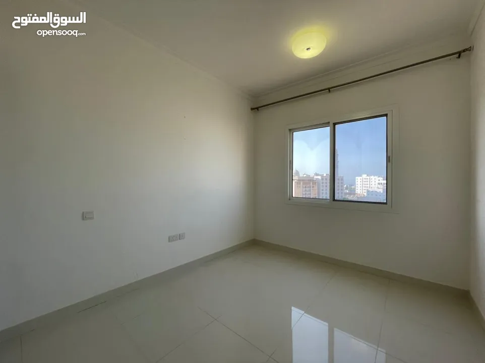 Great Deal!  1 BR Apartment With Shared Pool and Gym in Bausher