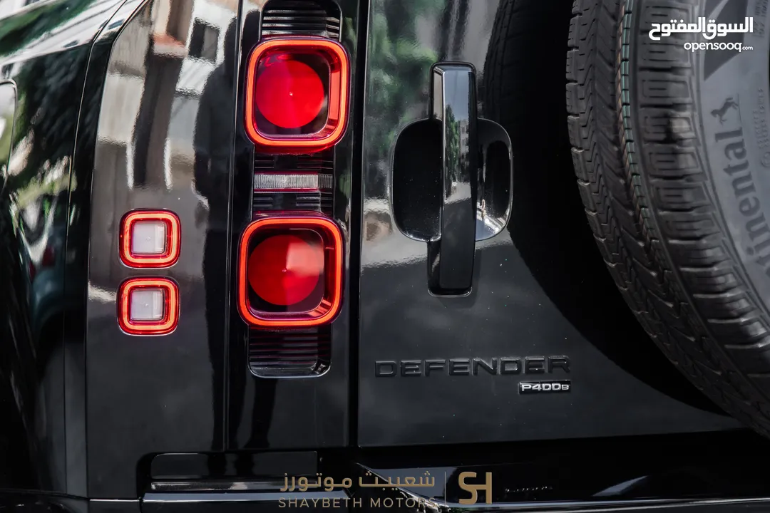 Land Rover Defender 2022 Black package Plug in hybrid يمكن التمويل