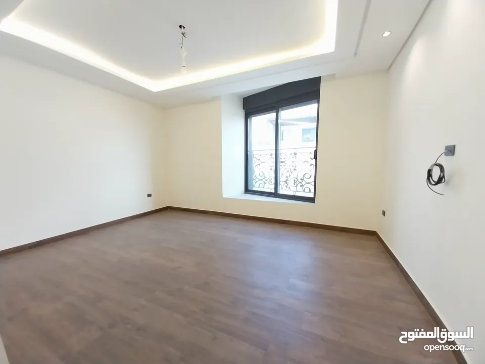 شقة غير مفروشة للإيجار 320م2 ( Property 19519 )-175072651