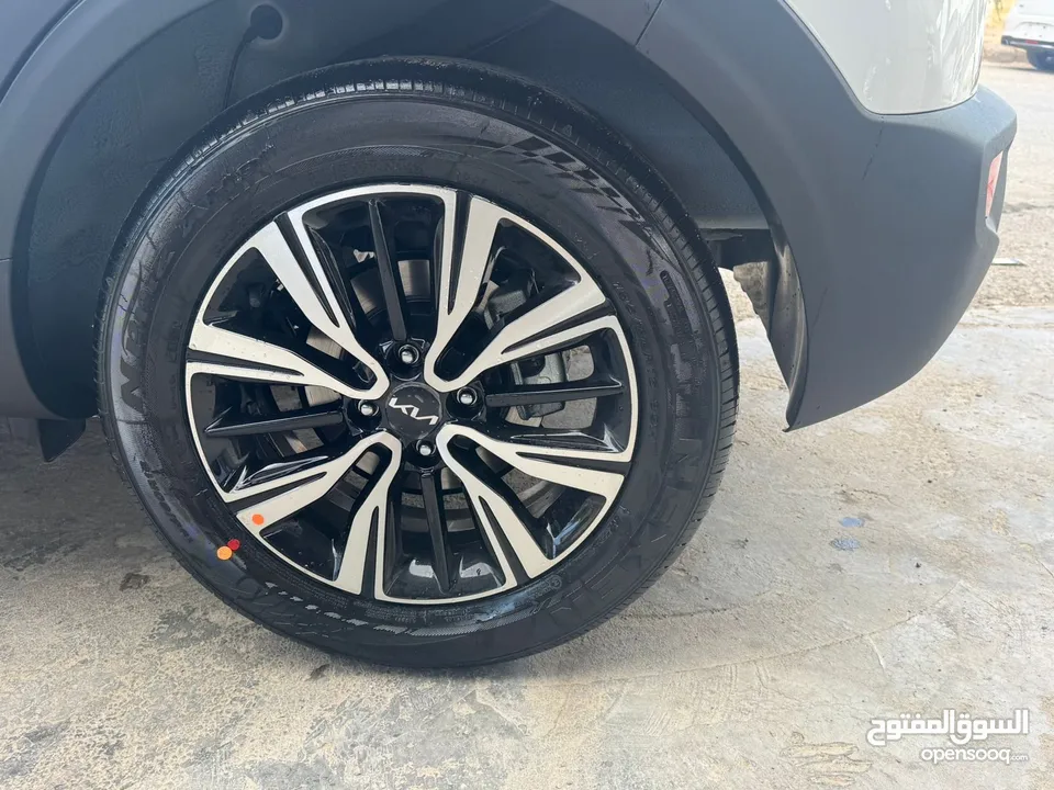 Kia K1 2025  كيا ك ون فل اضافات فتحة سقف مقاعد جلد كامل