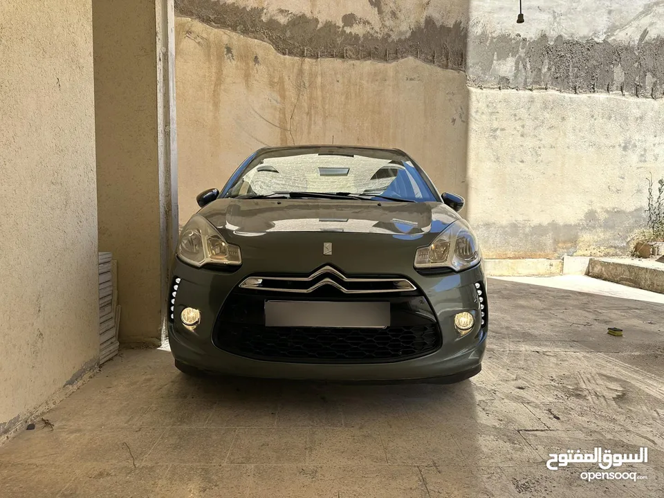 ستروين c3 2011 بحالة جيدا جدا 4 جيد اتوماتيك تب ترونك  3 وضعيات قياة صيانة كاملة   الفحص مرفق