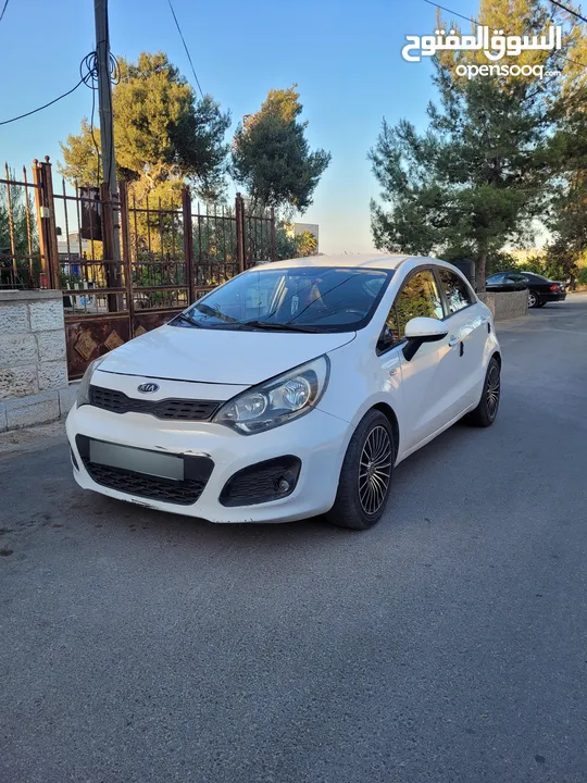 كيا ريو 2012 للبيع