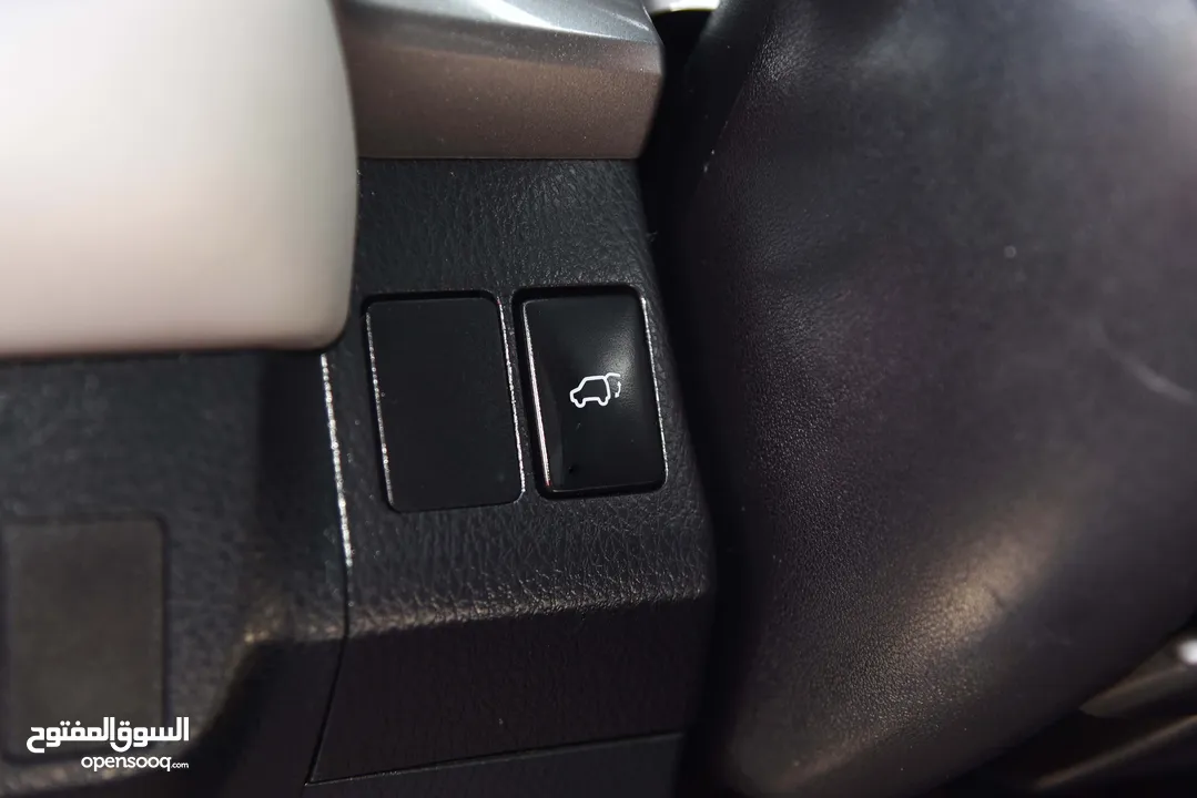تويوتا راف فور هايبرد Toyota RAV4 Hybrid XLE 2016