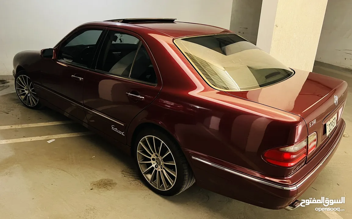 للبيع مرسيدس بنز 6 سلندر. E240. موديل 2000 حاله نادرة     Mercedes Benz E240 6 cylinder