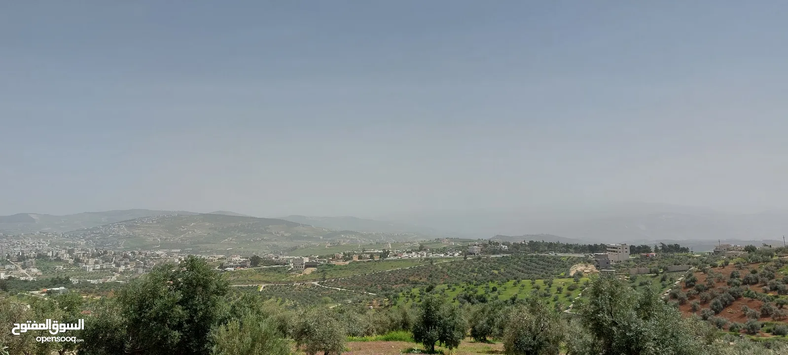 ارض 950 م للبيع  موقع مميز  الجبل الاخضر بالقرب من المحافظه ومديرية الشرطه