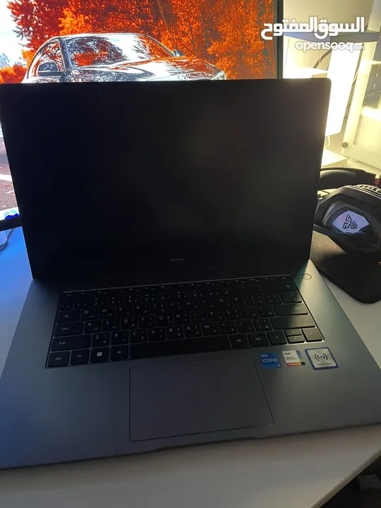 للبيع لابتوب Huawei أنيق وخفيف – معالج i5 الجيل 11 – شاشة FHD – حالة ممتازة بدل سعر 360 صار 320