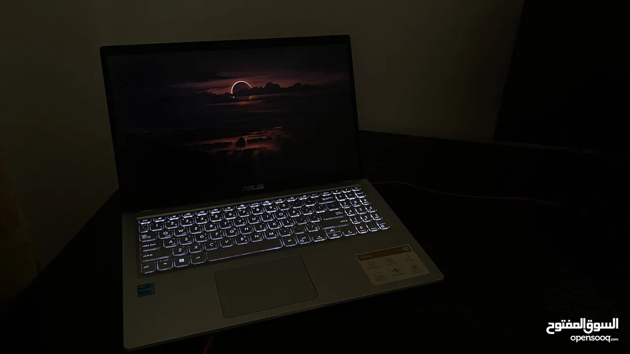 Laptop from asus   لابتوب من اسوس للبيع او البدل ب ايباد او ماك
