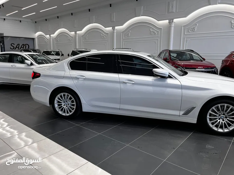 BMW 530i 2022 luxury line