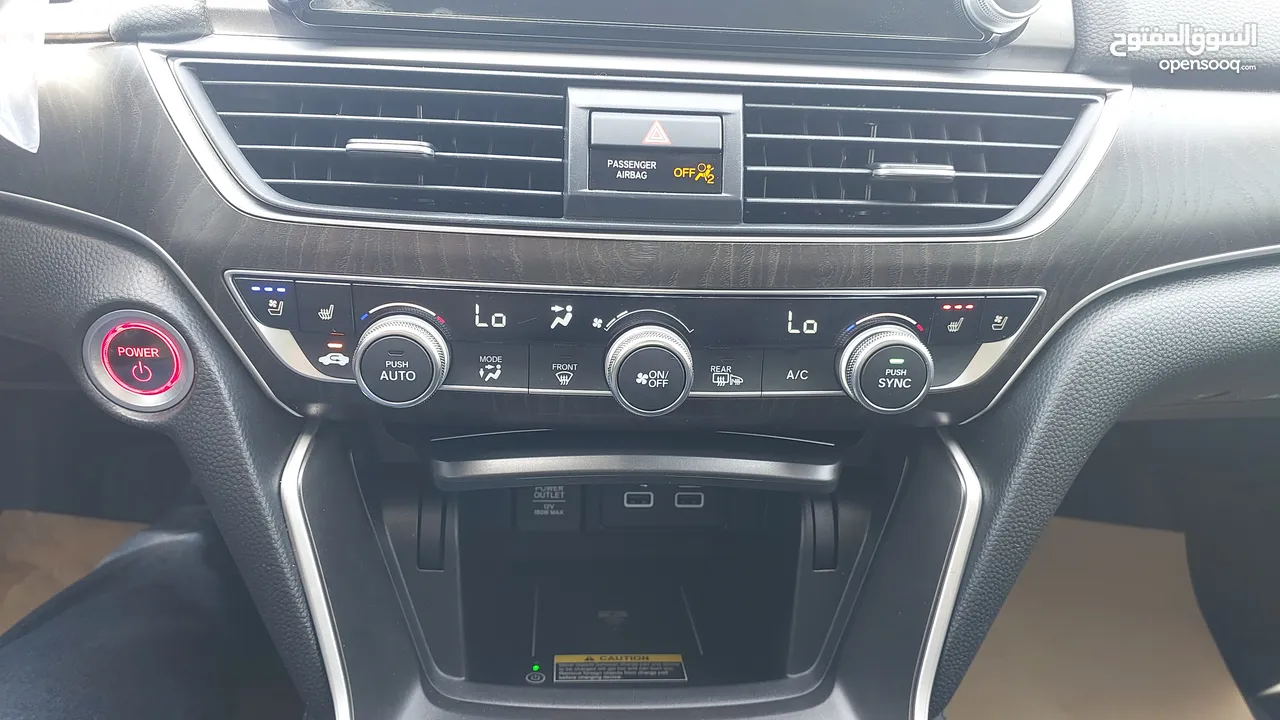 هوندا أكورد هايبرد 2022 تورينج أعلى صنف فحص كامل  HONDA ACCORD HYBRID 2022 TOURING FULLY LOADED