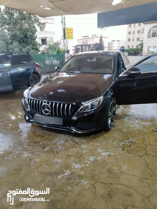مرسيدس c200  بحال الوكالة