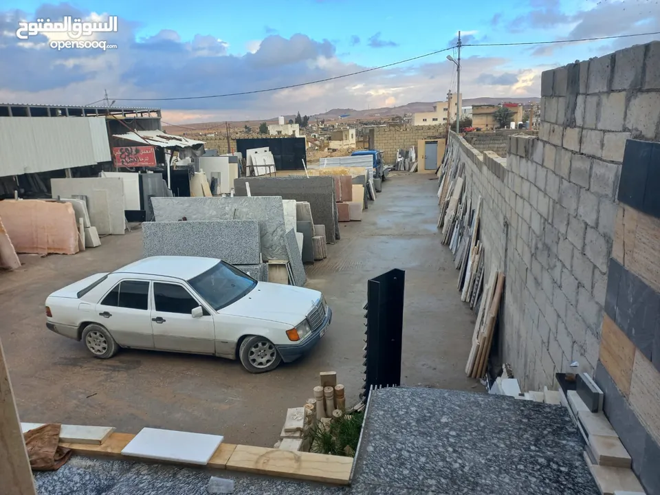 مصنع  رخام  للبيع مع مقصات وعدد كامل