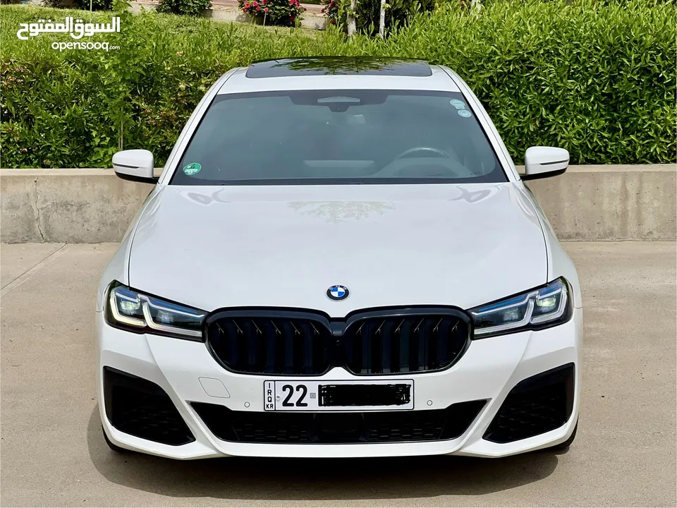 BMW 540i 2022 M5 package