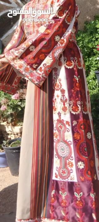 ثوب فلاحي للايجار
