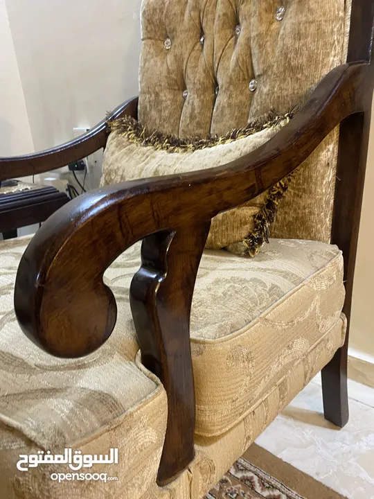طقم كنب ضيوف مستعمل