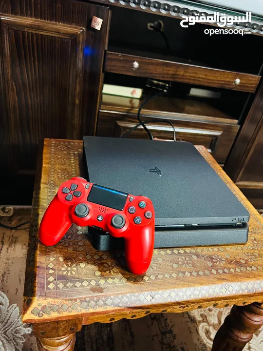 Playstation 4 Slim  بلاستينش 4 سلم