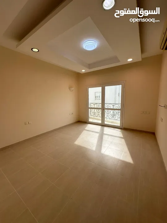 فلل (كمباوند) مميزه للايجار في بوشر المنى - Villas (Gated Community) For rent in Bousher AL Muna