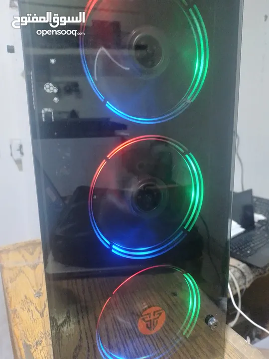 PC شبه جديد