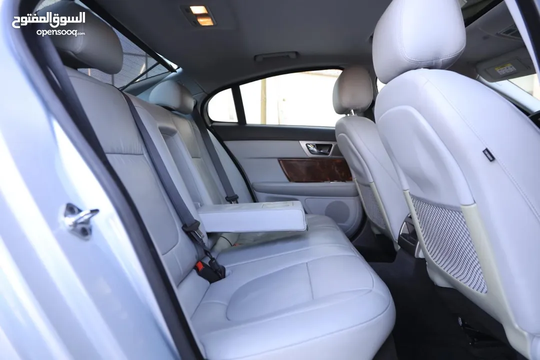 Jaguar XF 2009 3.0L    جاكوار xf 2009 وارد الوكالة / صيانة الوكالة  قاطعه مسافه 88 الف كيلو فقط