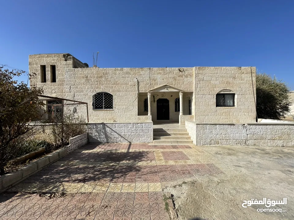منزل / بيت / مستقل / للبيع / عمان / منطقة أحد