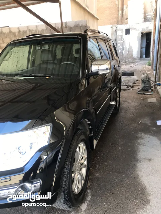 ميتسوبيشي باجيرو 2022 وكاله قابل للبدل