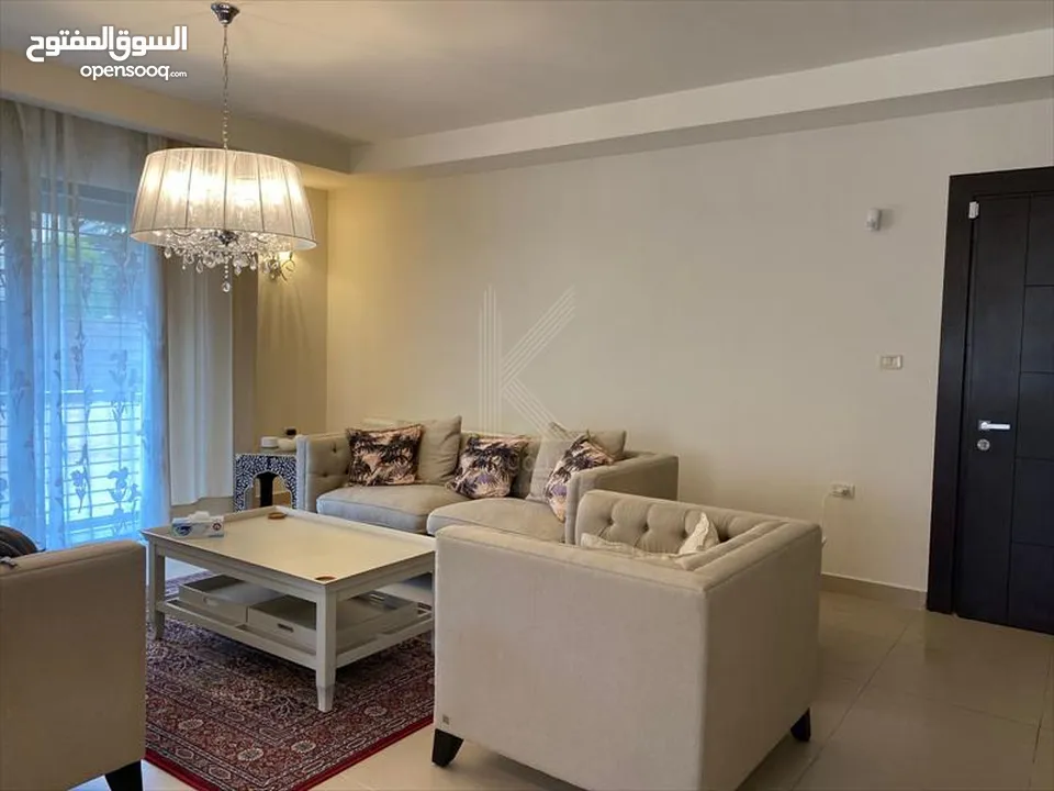 شقة فاخرة للبيع في رجم عميش