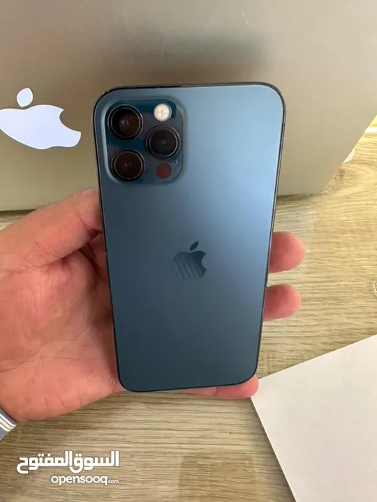 iphone 12pro.   128GB.    80% البطاريه