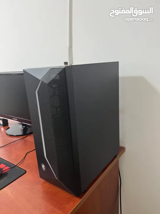 جهاز العاب - كمبيوتر