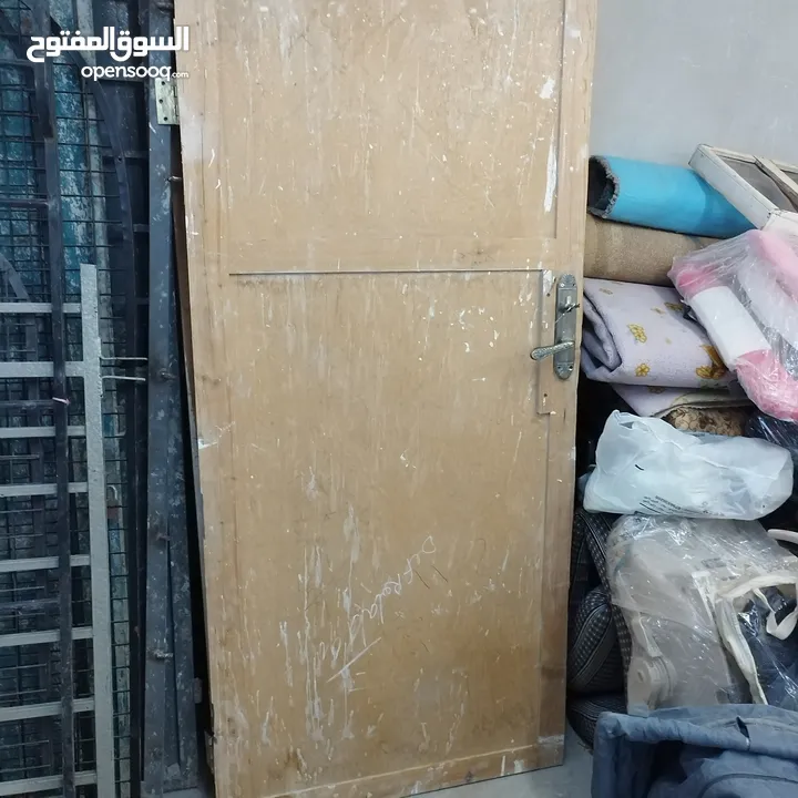 أدوات وآليات للبيع