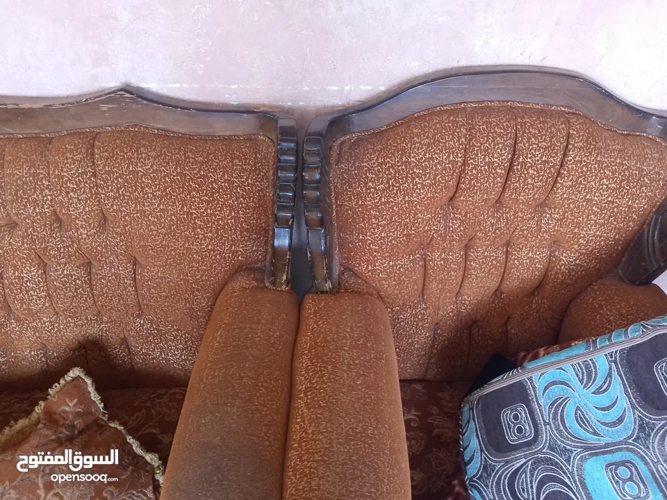 طقم كنب 7مقاعد للبيع