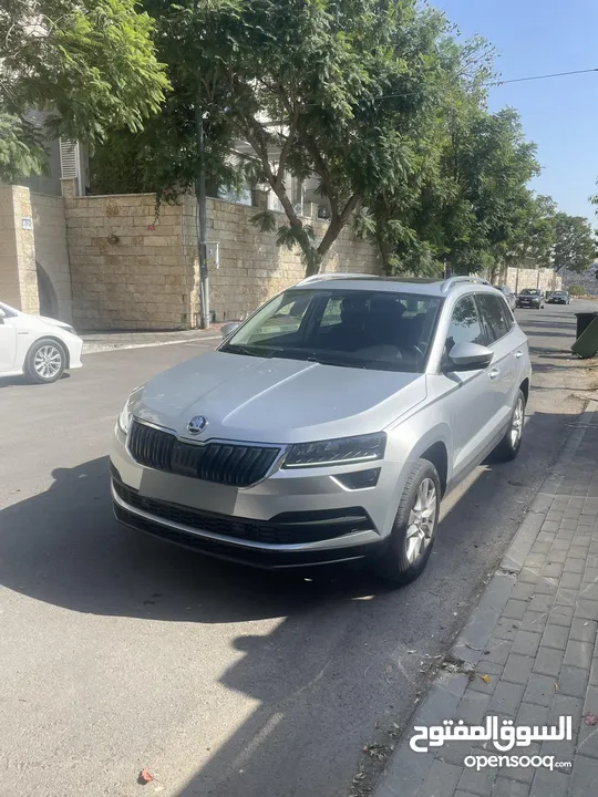 سكودا كاروك 2021 ماطور 1500 تيربو عداد قليل يد اولى من الوكالة بحالة ممتازة جدا نظيفة للبيع